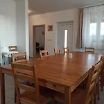 Nyaraló House Adrelot *