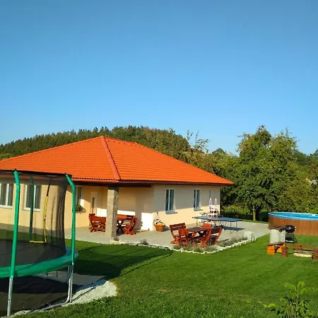 House Adrelot Holiday home Hermanicky