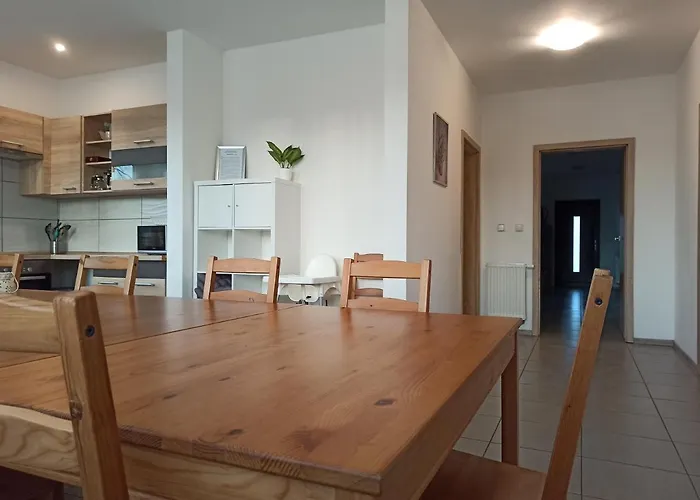 House Adrelot Semesterbostad