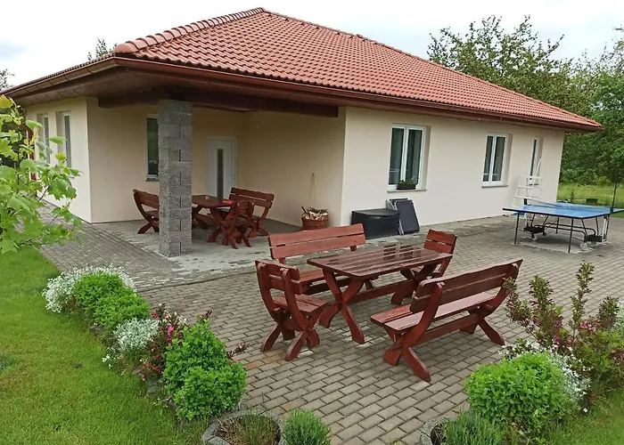 House Adrelot Semesterbostad