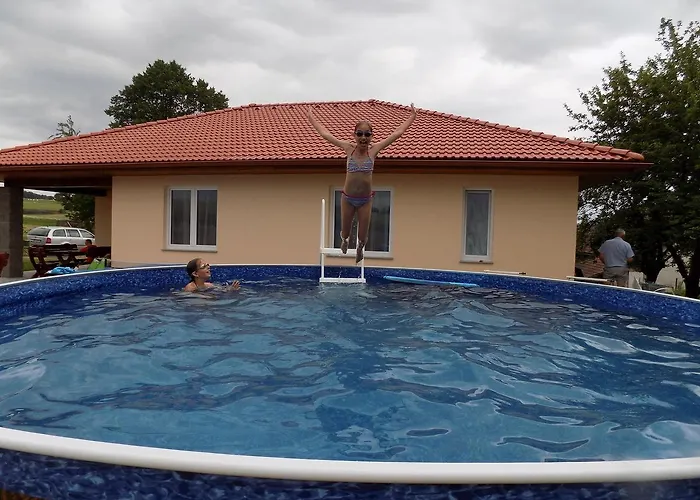 House Adrelot Hébergement de vacances